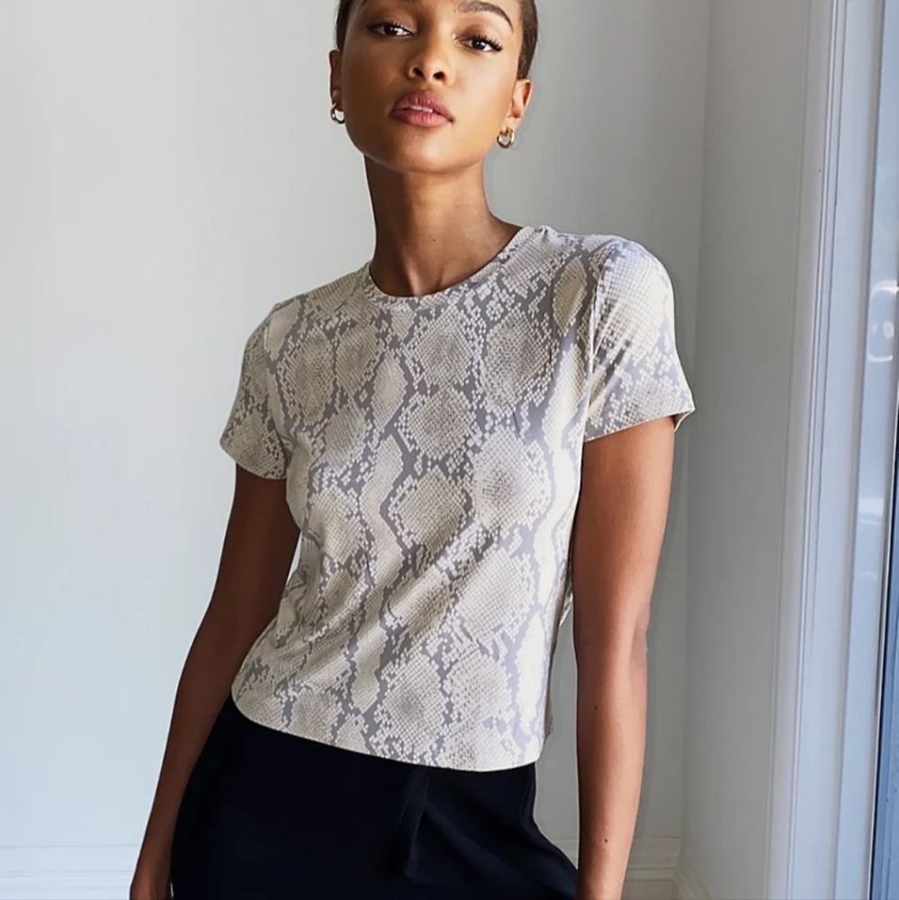 Babaton everyday tshirt in python crop, xsmall